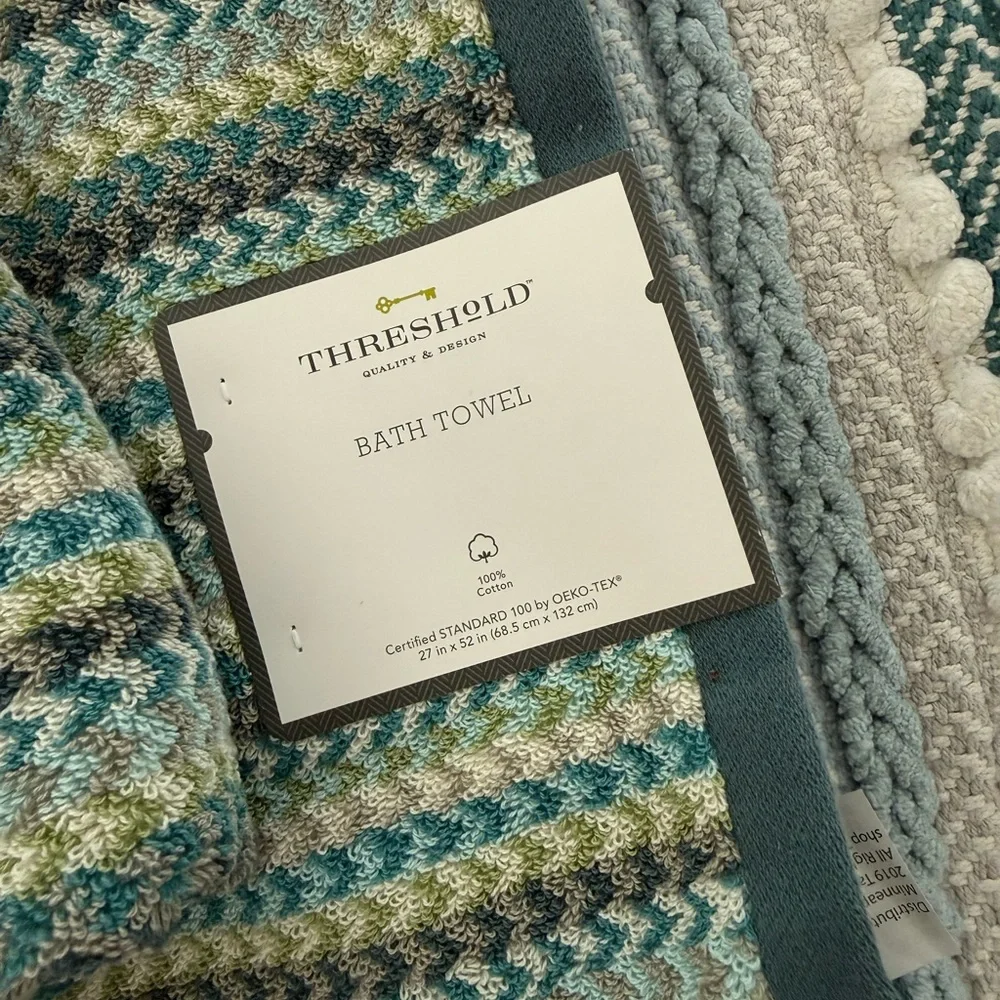 NEW Threshold large bath towel blue green yellow zig zag stripe beach theme